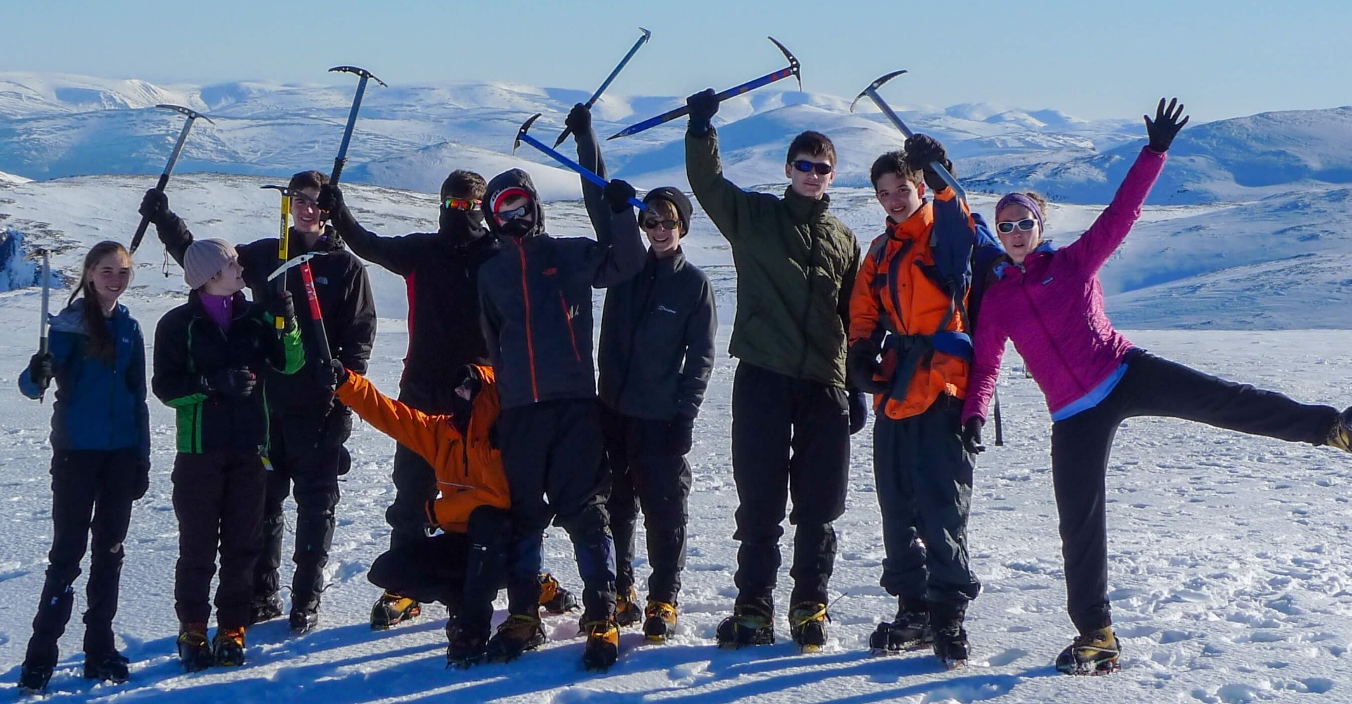 Winter Mountains & Winter Skills supporting image